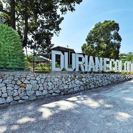 Durian Ecolodge Tampin Buitenkant foto